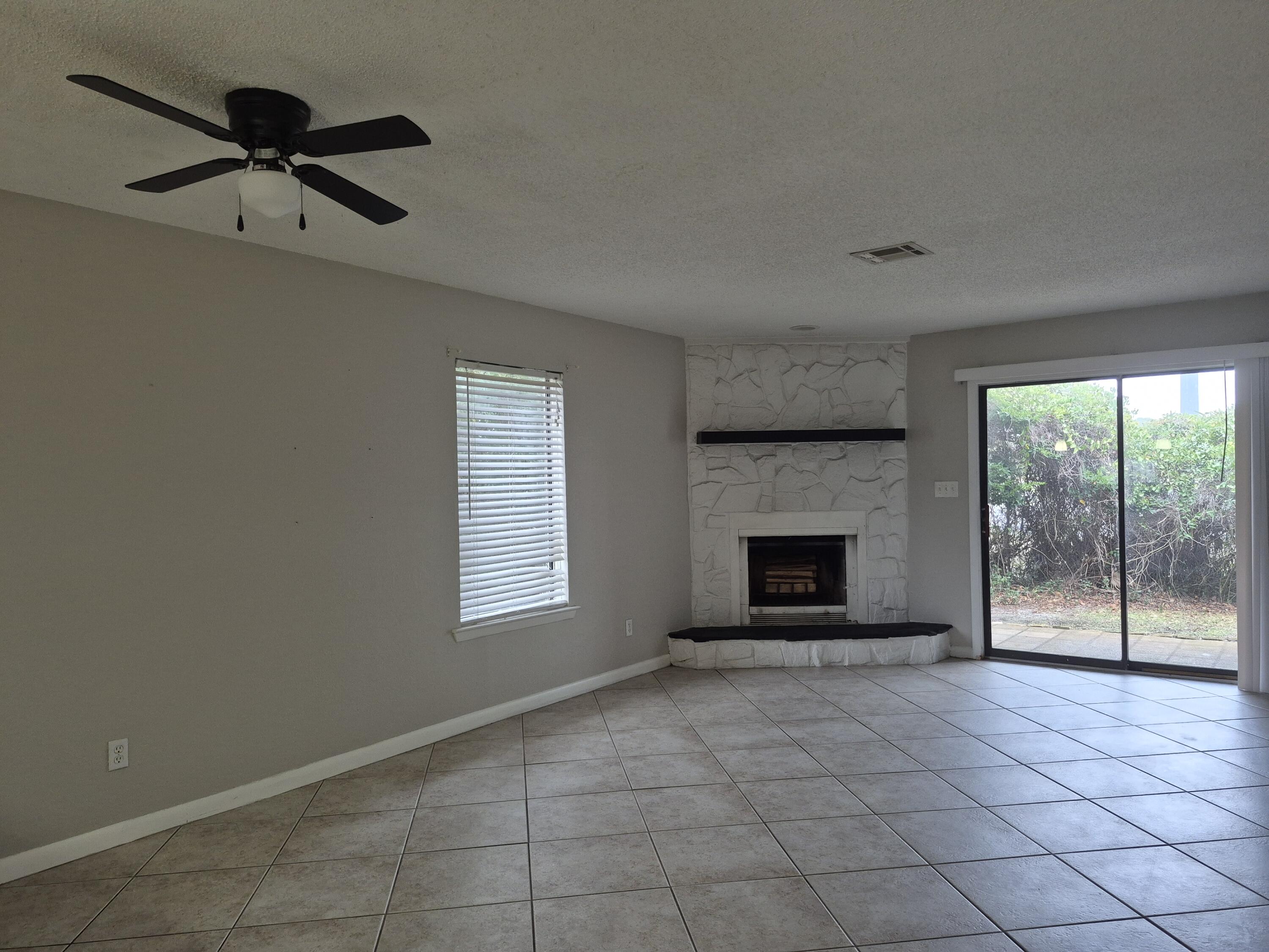 DESTIN RACQUET CLUB T/H - Residential
