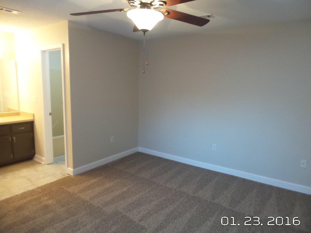 SHOAL TERRACE ESTATES - Residential Lease