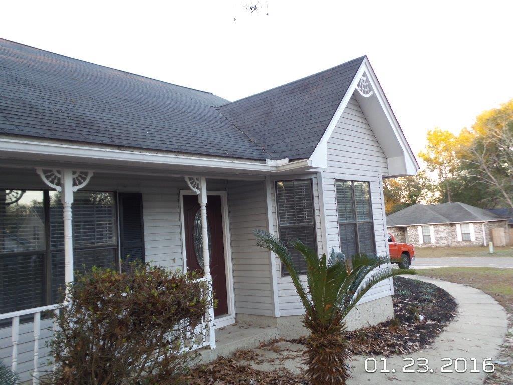 SHOAL TERRACE ESTATES - Residential Lease