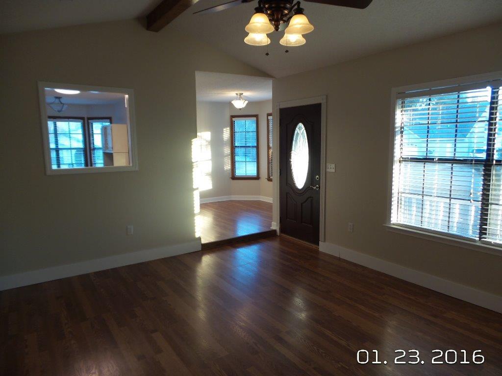 SHOAL TERRACE ESTATES - Residential Lease