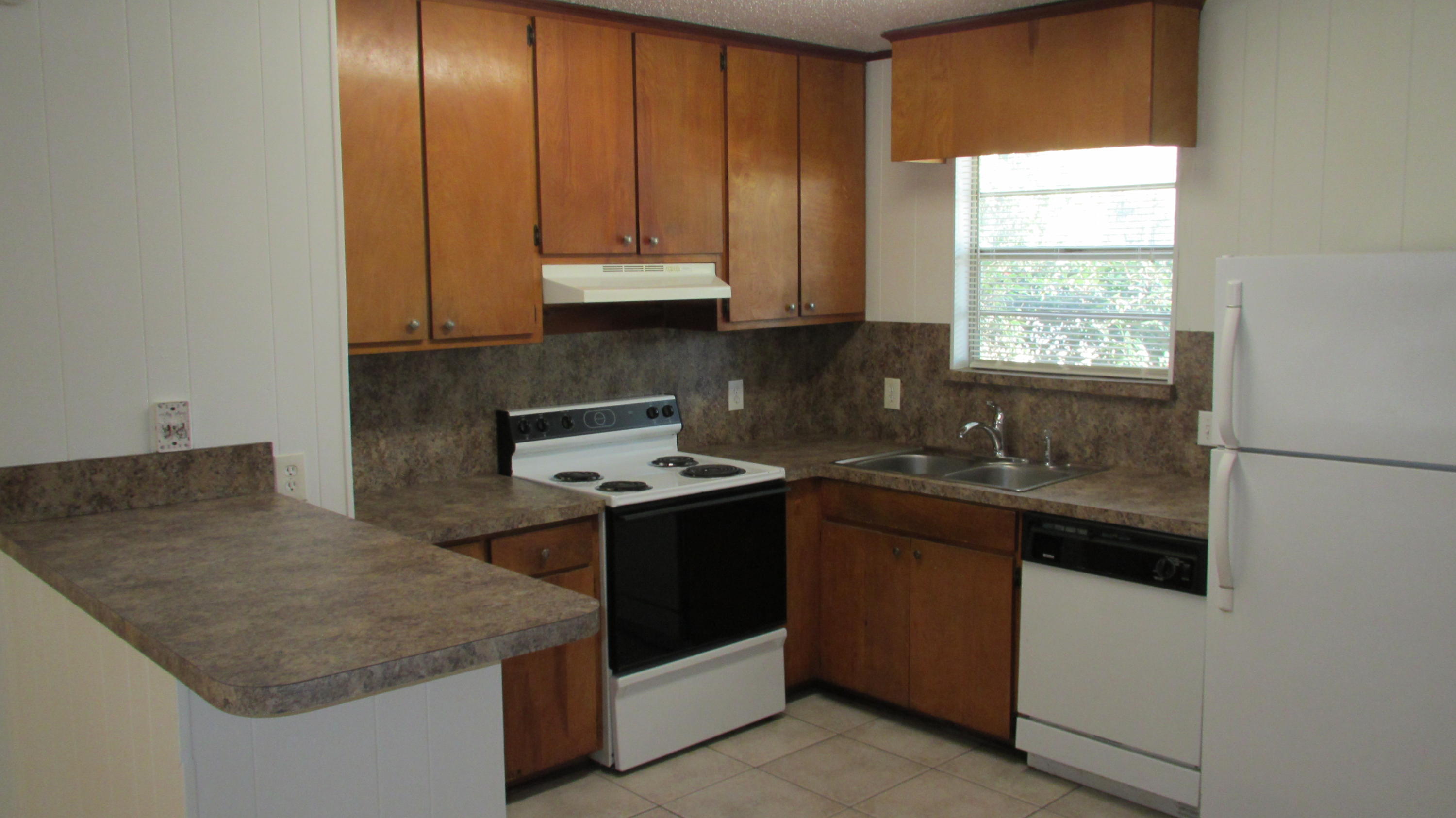 UNRECORDED SUBDIVISION - Residential Lease