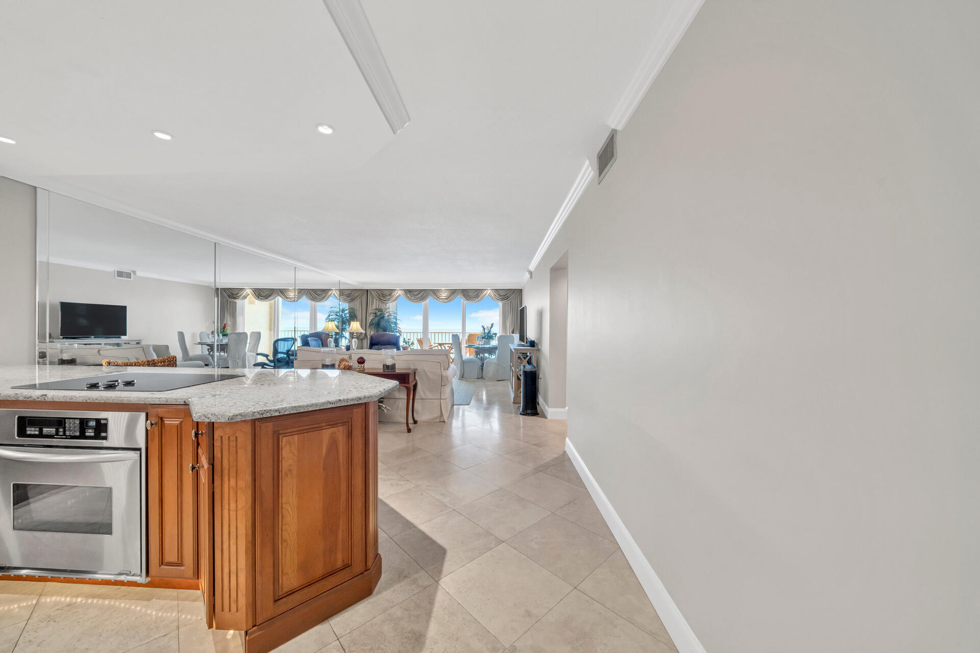 GRAND MARINER PH 3 - Residential