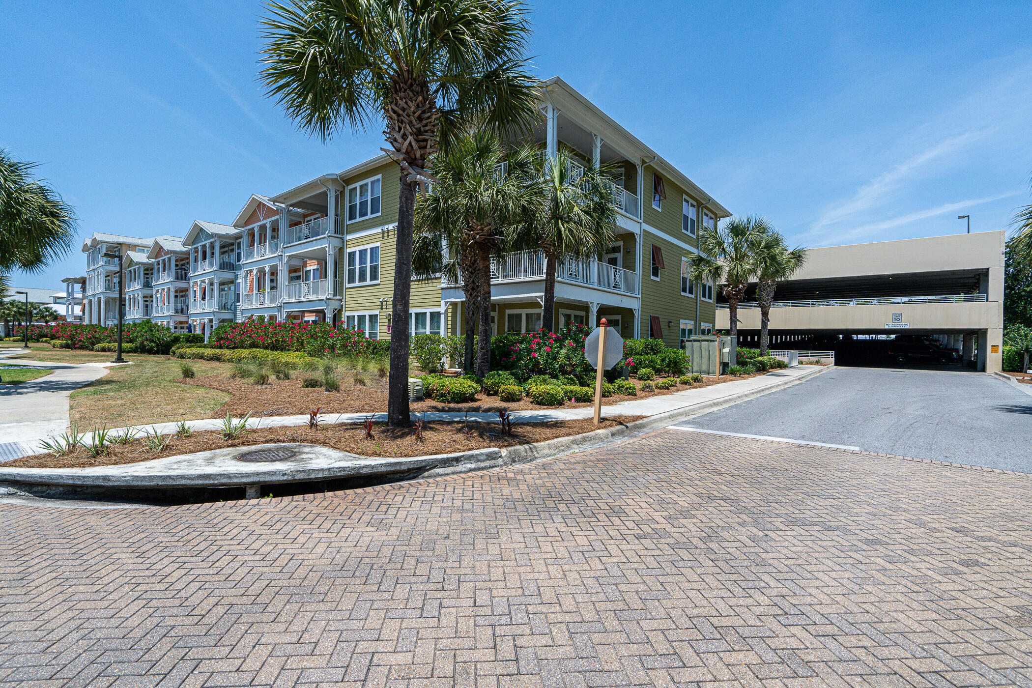 ISLAND RESERVE - Residential