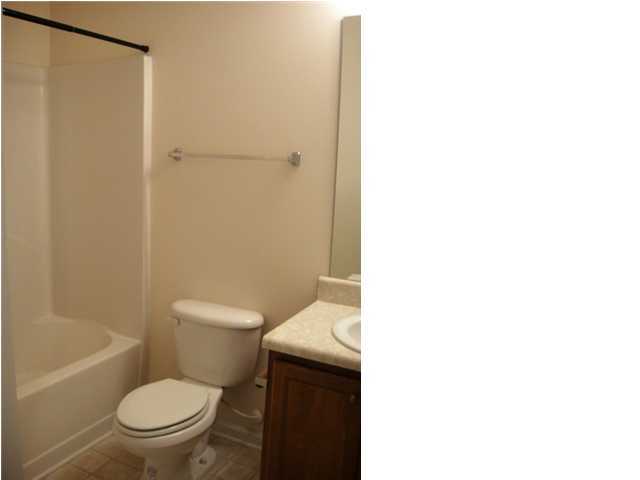 ROLLING PINES - Residential Lease