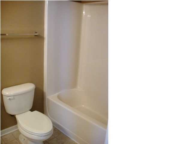 ROLLING PINES - Residential Lease