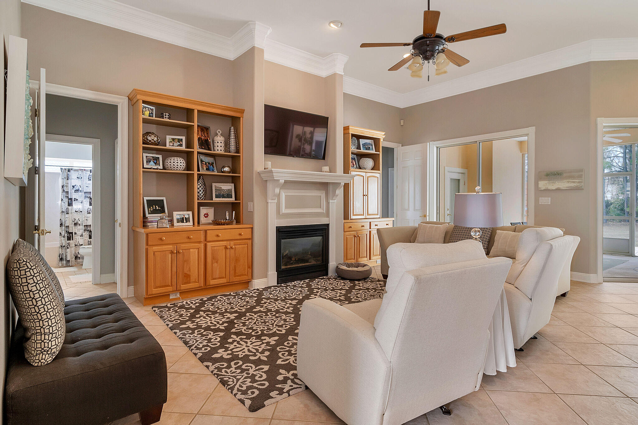 EMERALD BAY PH 1-B - Residential