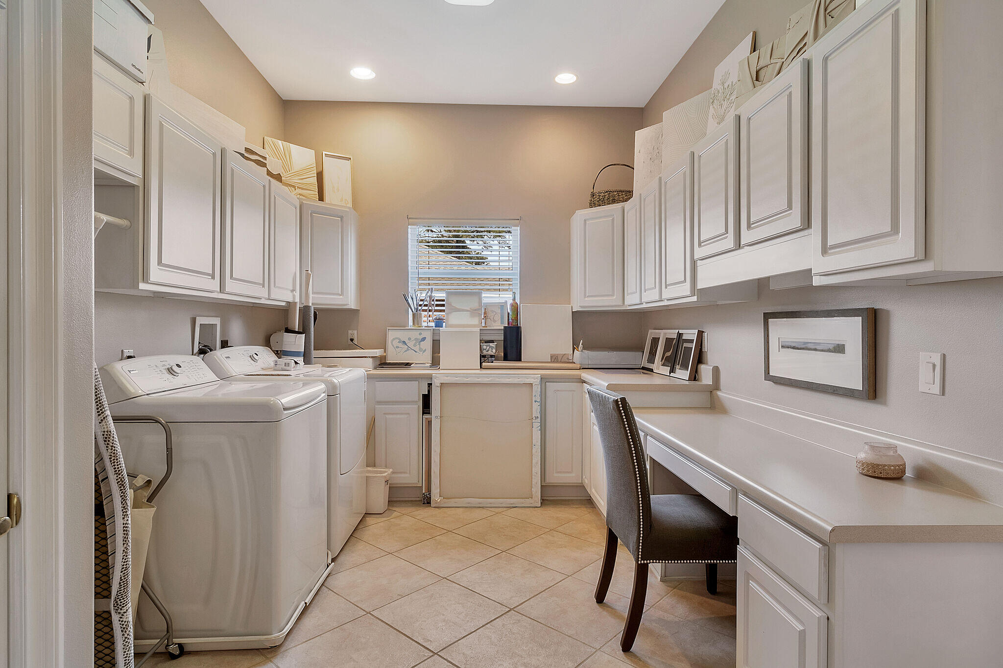 EMERALD BAY PH 1-B - Residential