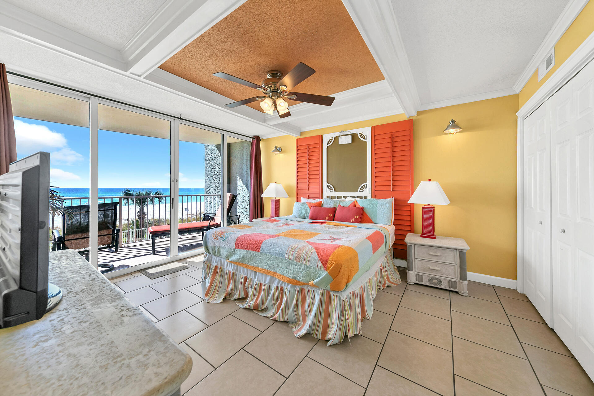 LONG BEACH - Residential