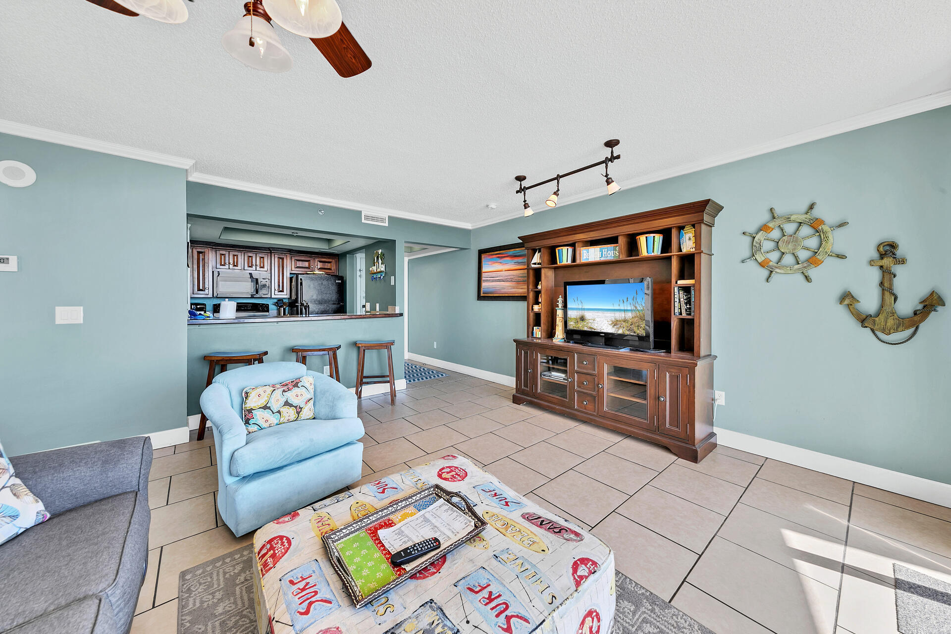 LONG BEACH - Residential