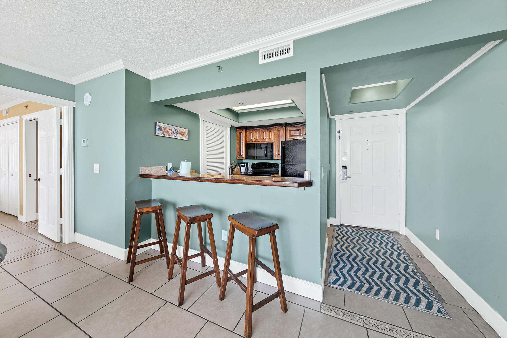 LONG BEACH - Residential
