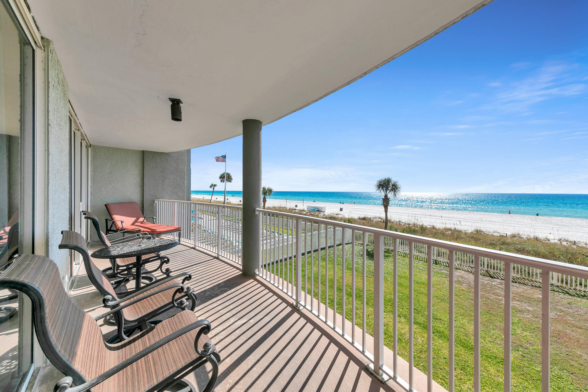 LONG BEACH - Residential