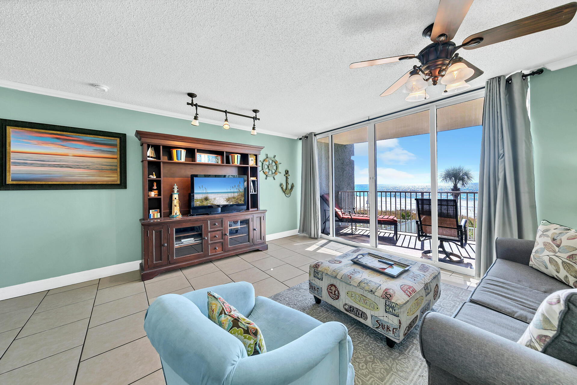 LONG BEACH - Residential