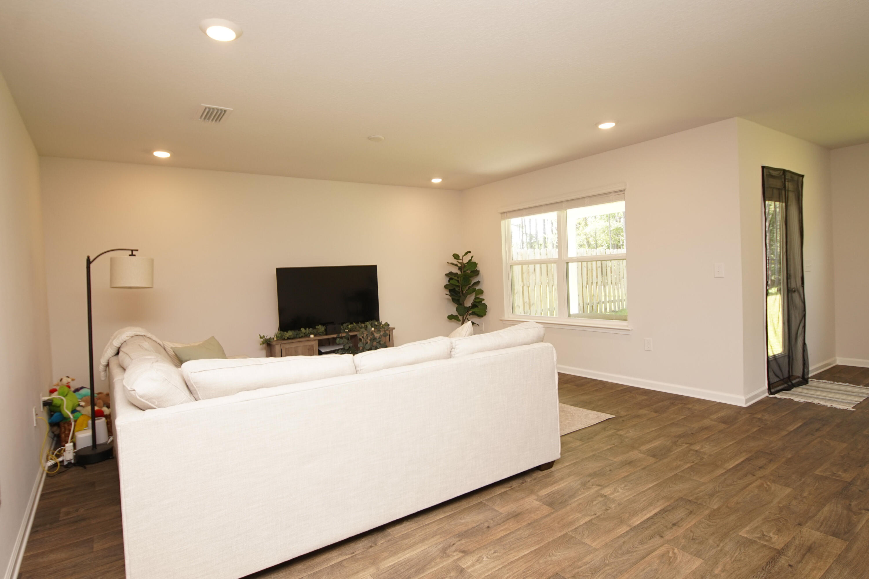 HAMMOCK BAY - MILL COTTAGES - Residential