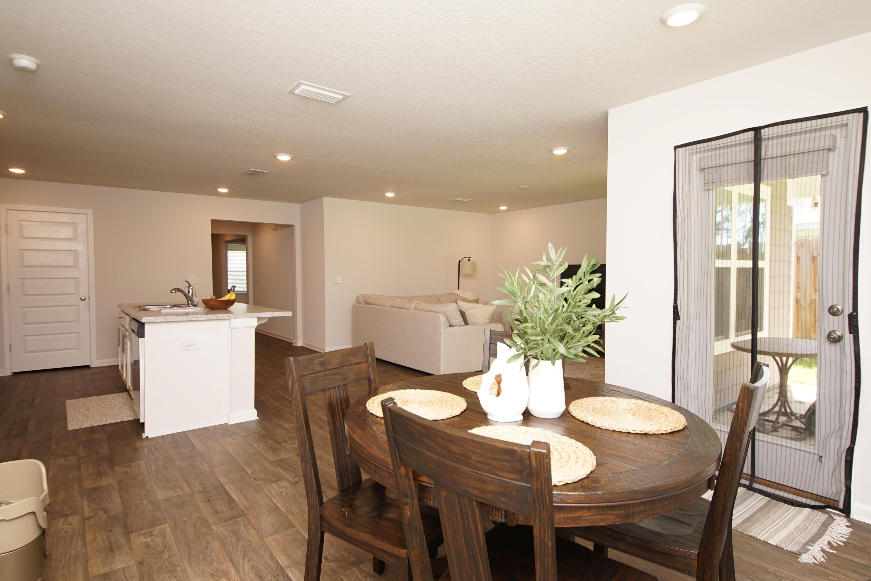 HAMMOCK BAY - MILL COTTAGES - Residential