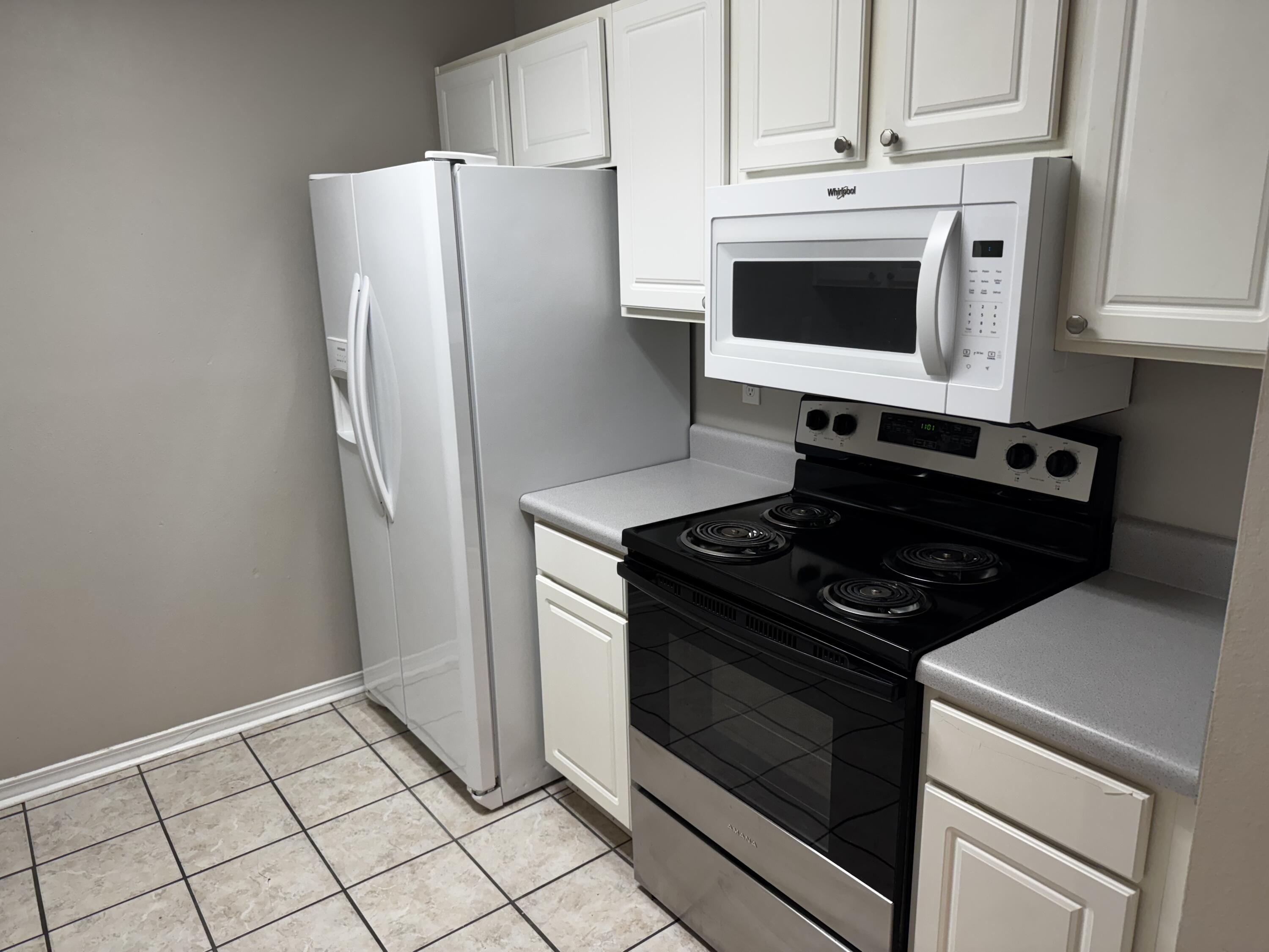 ROSEBUD PLANTATION T/H - Residential Lease