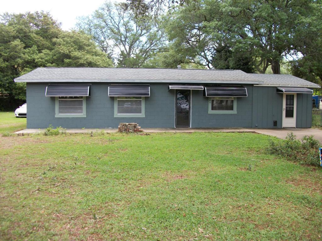 Just minutes to the beach this affordable 3 bedroom 1 bath has a large fully fenced yard with a large storage shed. The owner will consider a dog with a non refundable pet fee of $255.00. All adults intending to live at the property must fill out an application and be on the lease. Move in available after the 31st of May.