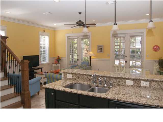 BUNGALOS AT SANDESTIN - Residential