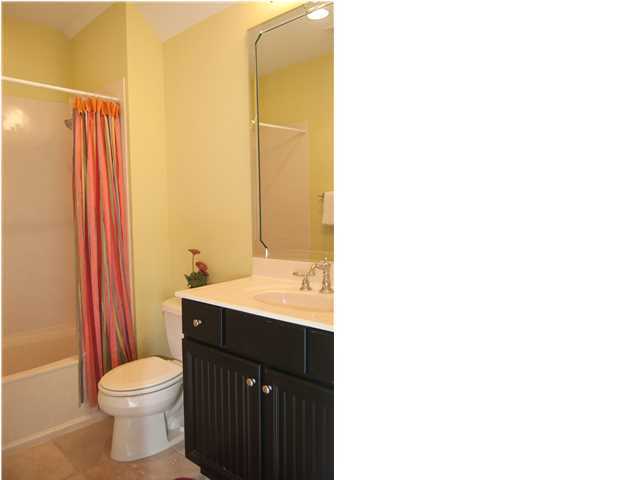 BUNGALOS AT SANDESTIN - Residential