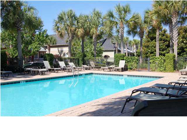 BUNGALOS AT SANDESTIN - Residential