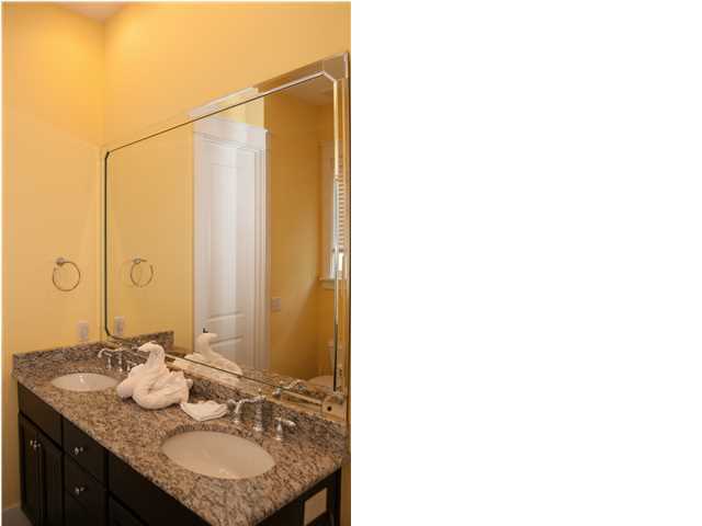 BUNGALOS AT SANDESTIN - Residential