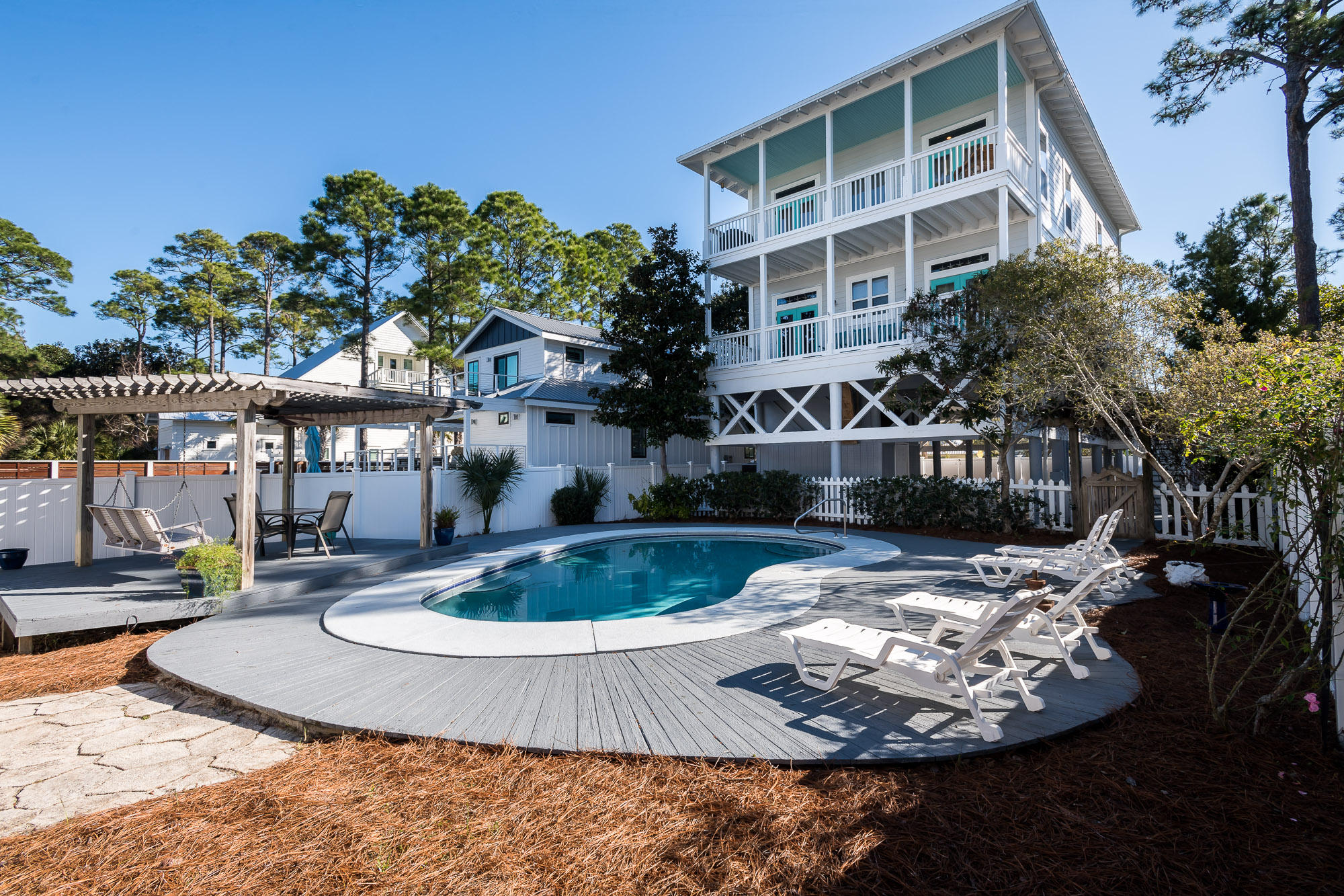 GRAYTON BEACH - Residential