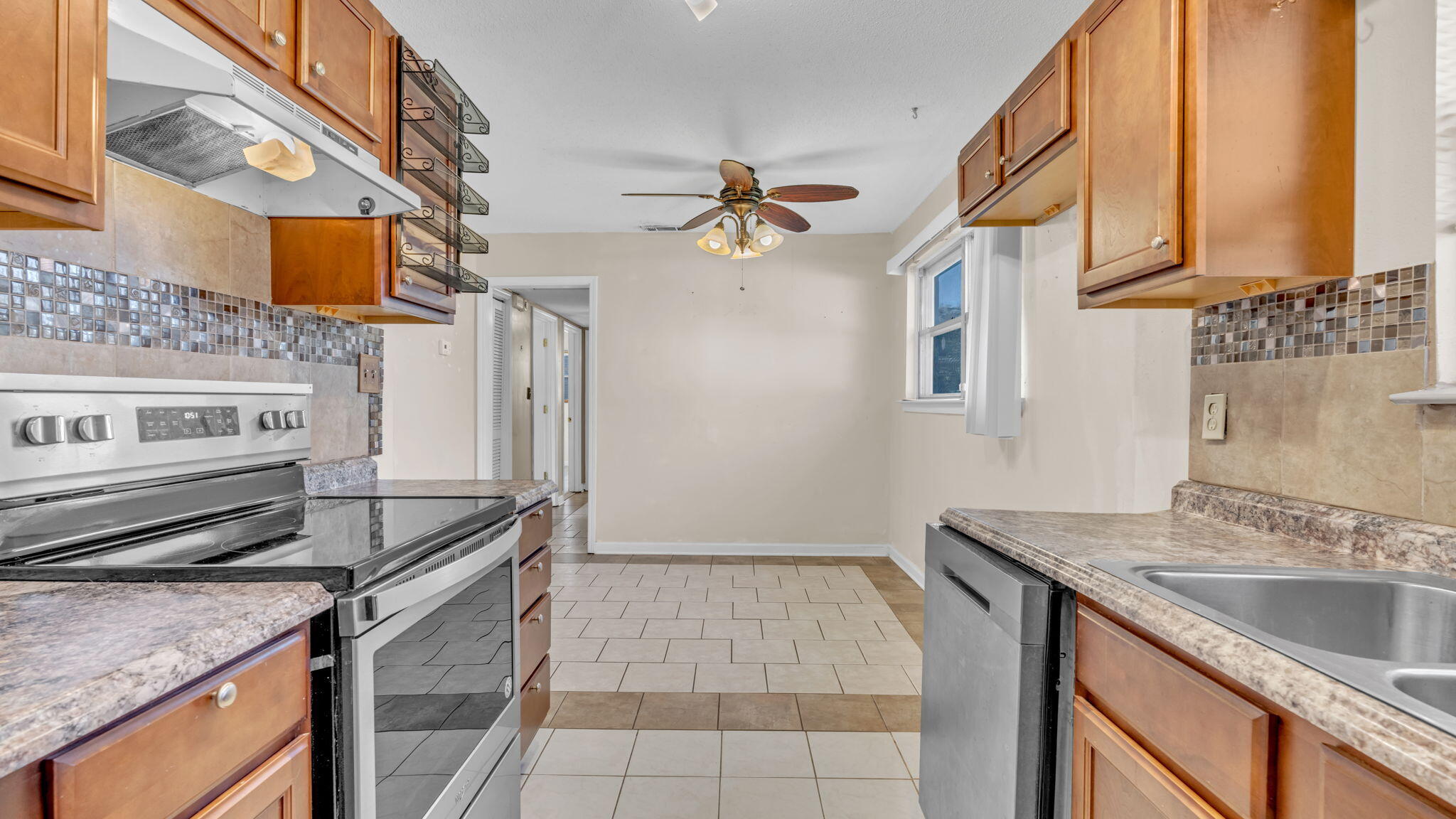 NO RECORDED SUBDIVISION - Residential