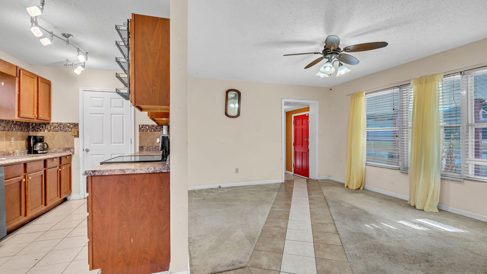 NO RECORDED SUBDIVISION - Residential