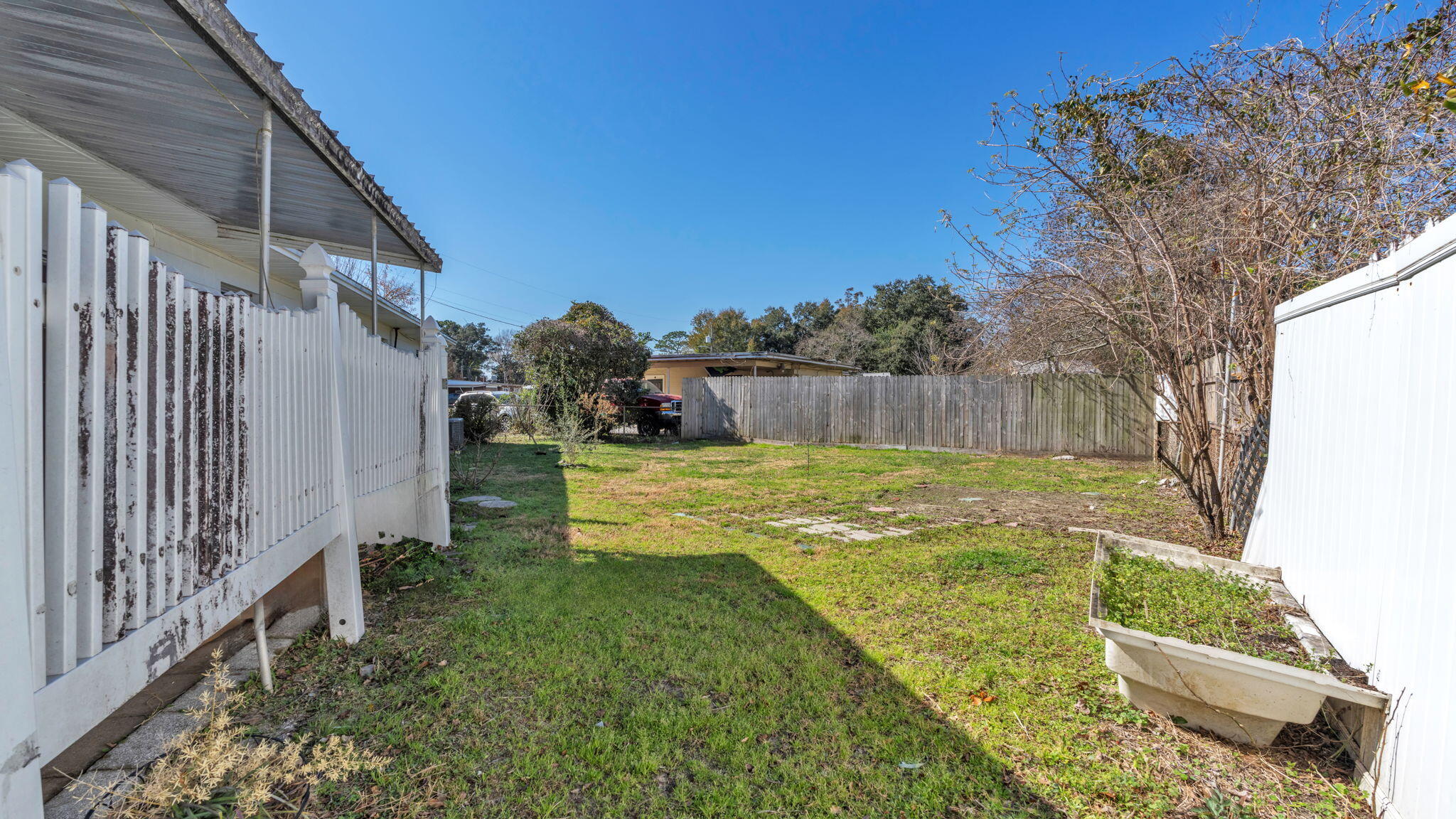 NO RECORDED SUBDIVISION - Residential
