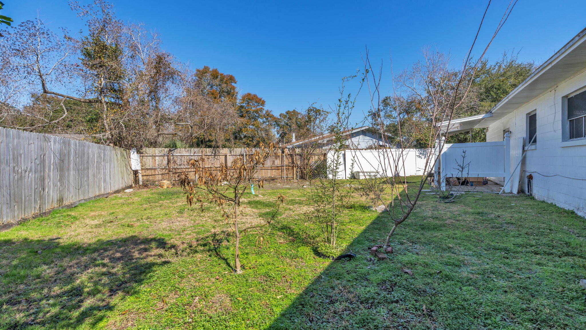 NO RECORDED SUBDIVISION - Residential
