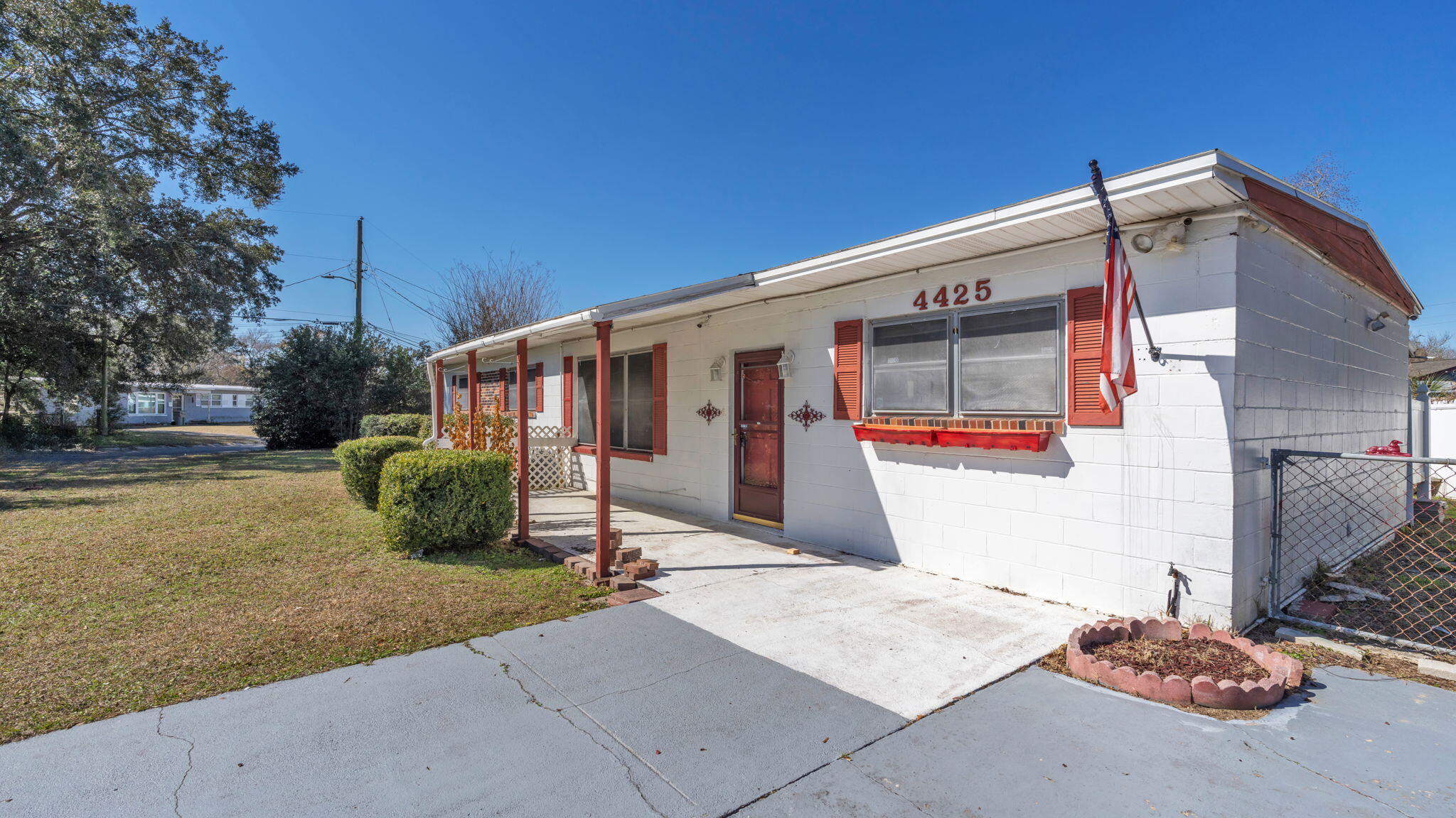 NO RECORDED SUBDIVISION - Residential