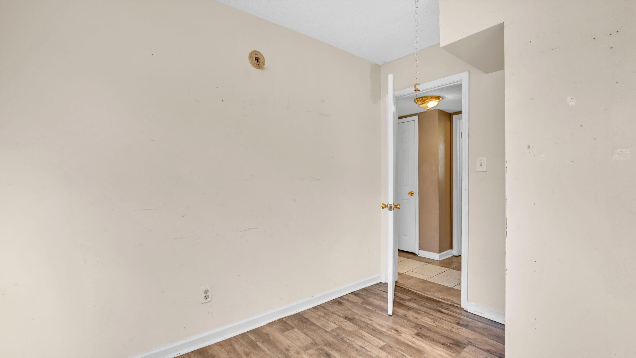 NO RECORDED SUBDIVISION - Residential