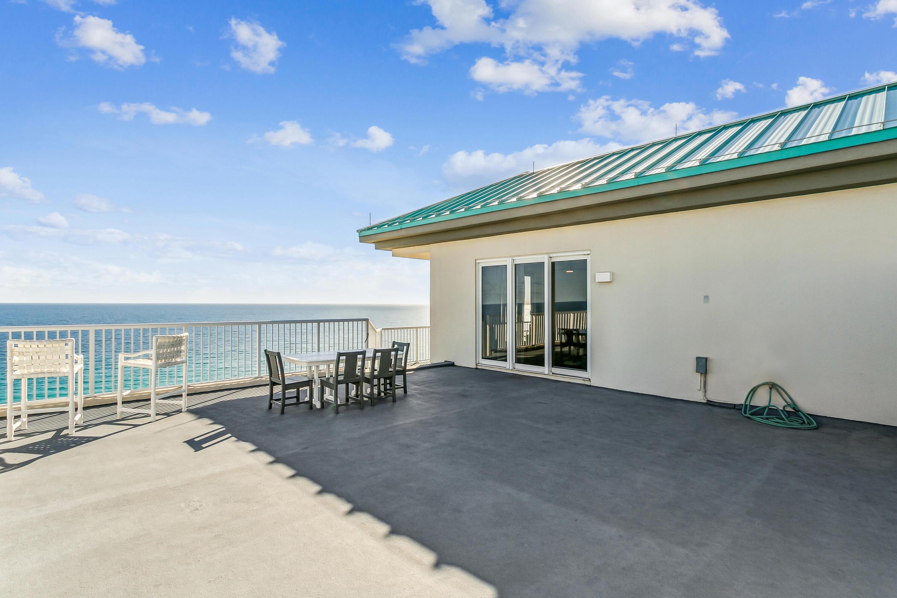 SUMMERWIND CONDOS - Residential