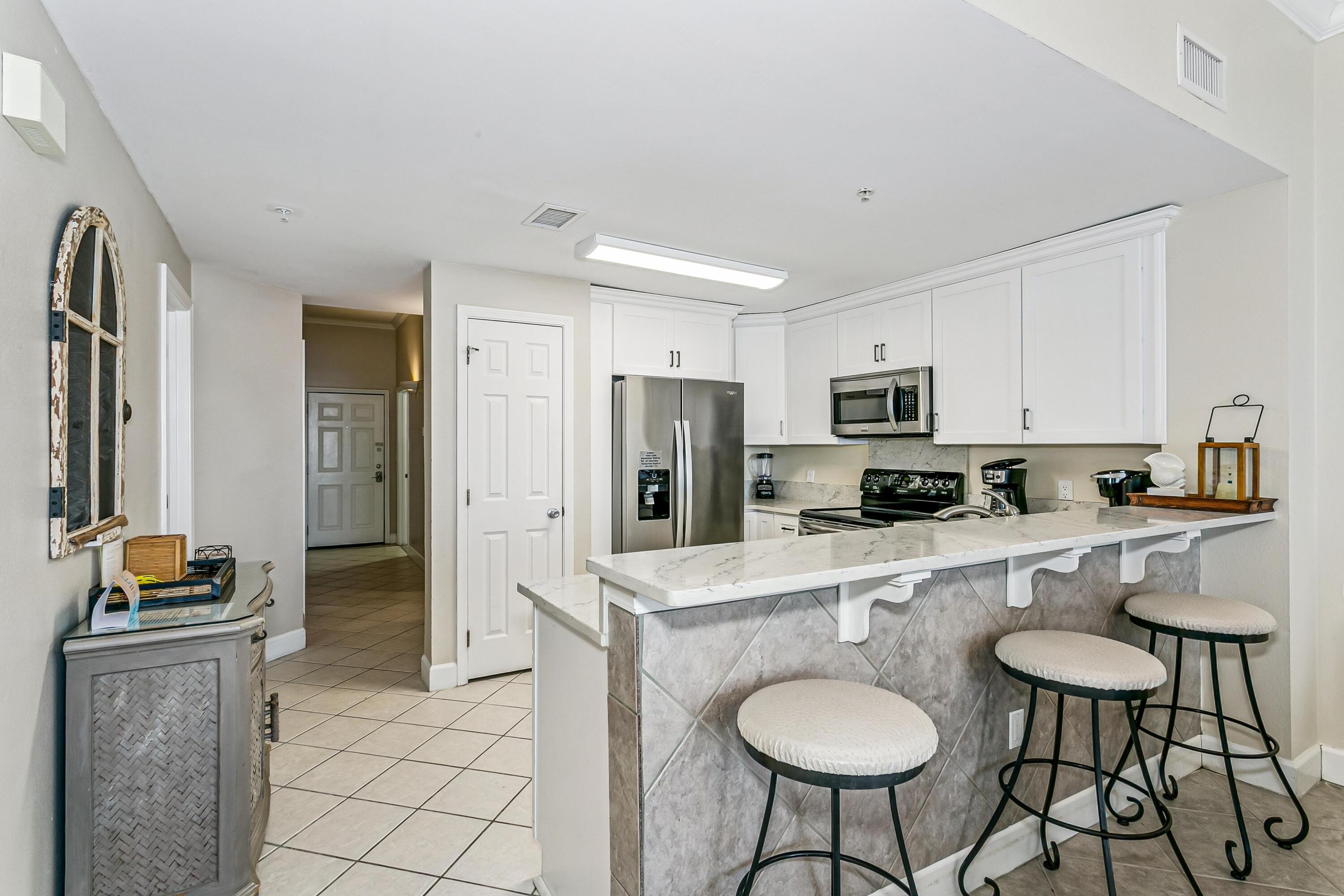 SUMMERWIND CONDOS - Residential