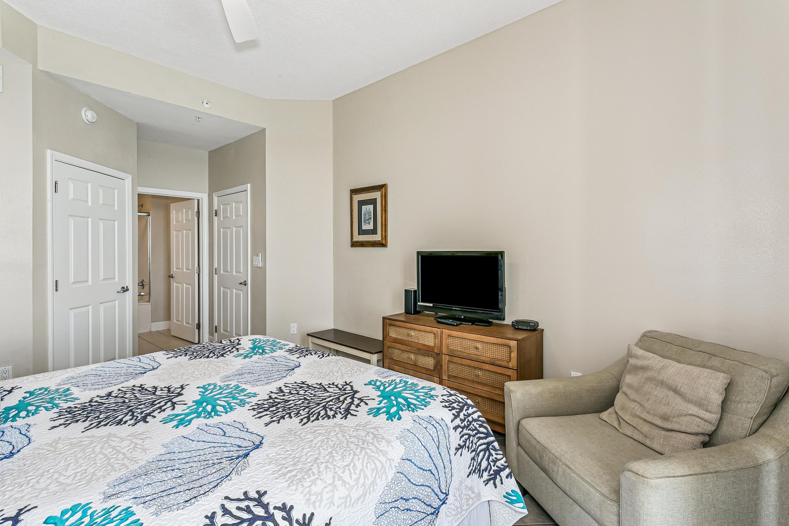 SUMMERWIND CONDOS - Residential