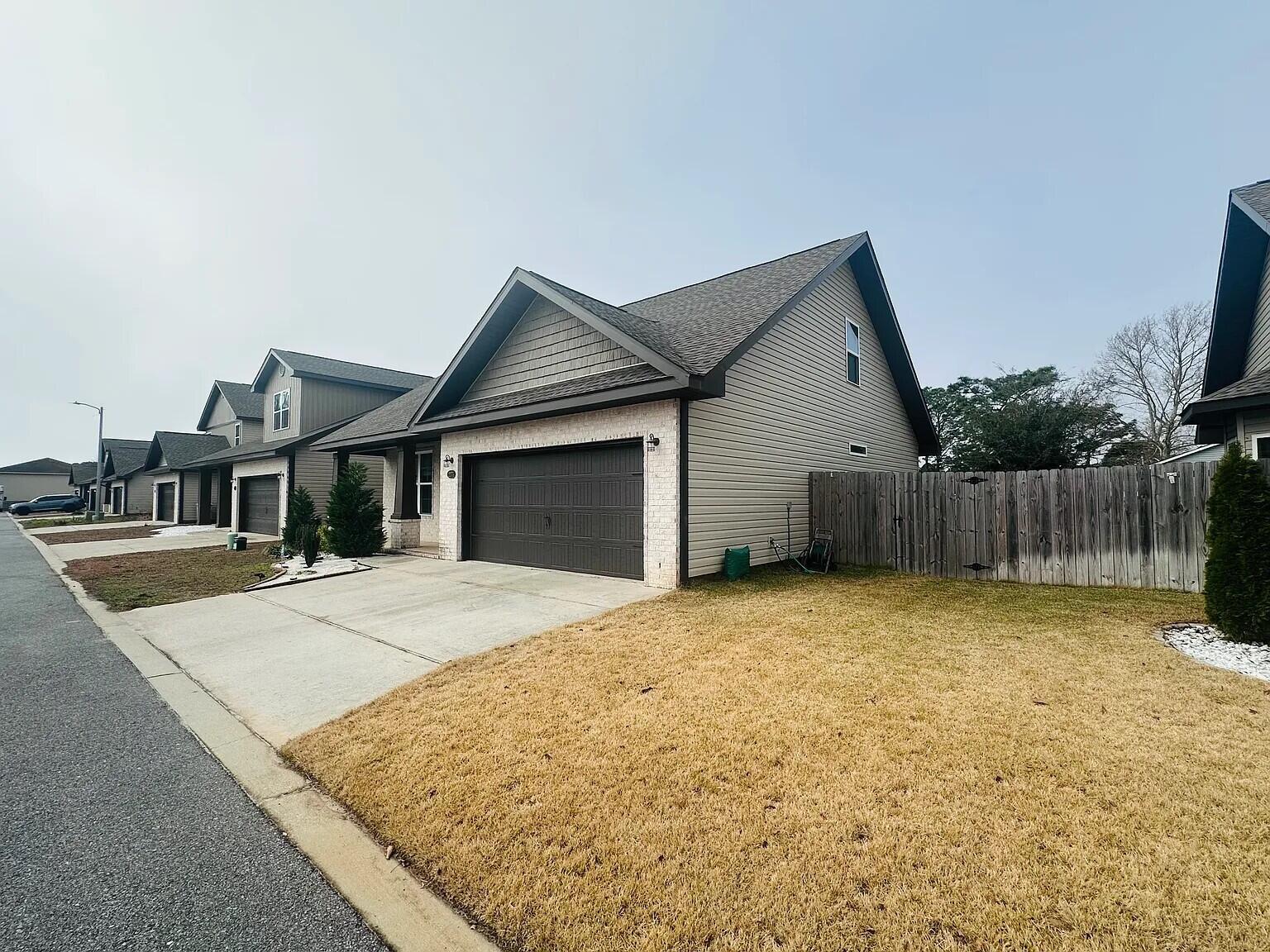 Hadleigh Hills Phase II - Residential Lease