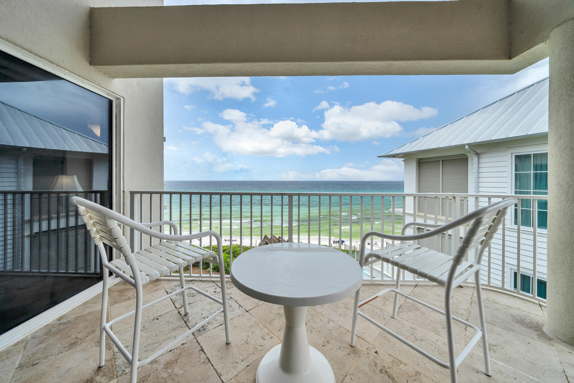 TRANQUILLITY ON THE BEACH - Residential