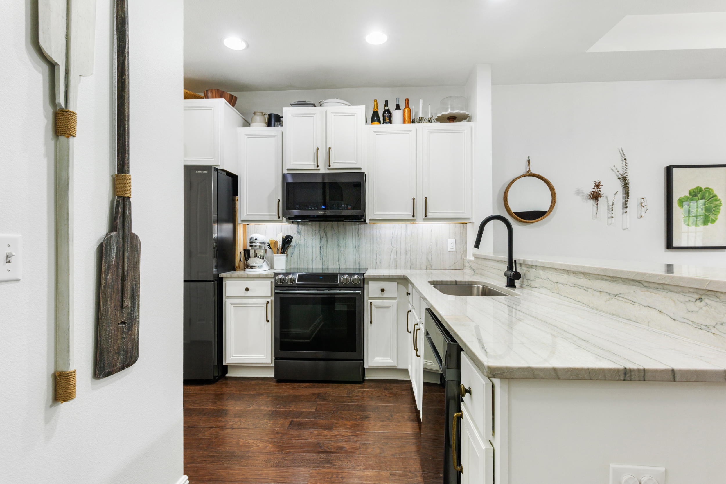 SANTA ROSA GOLF VILLAS - Residential