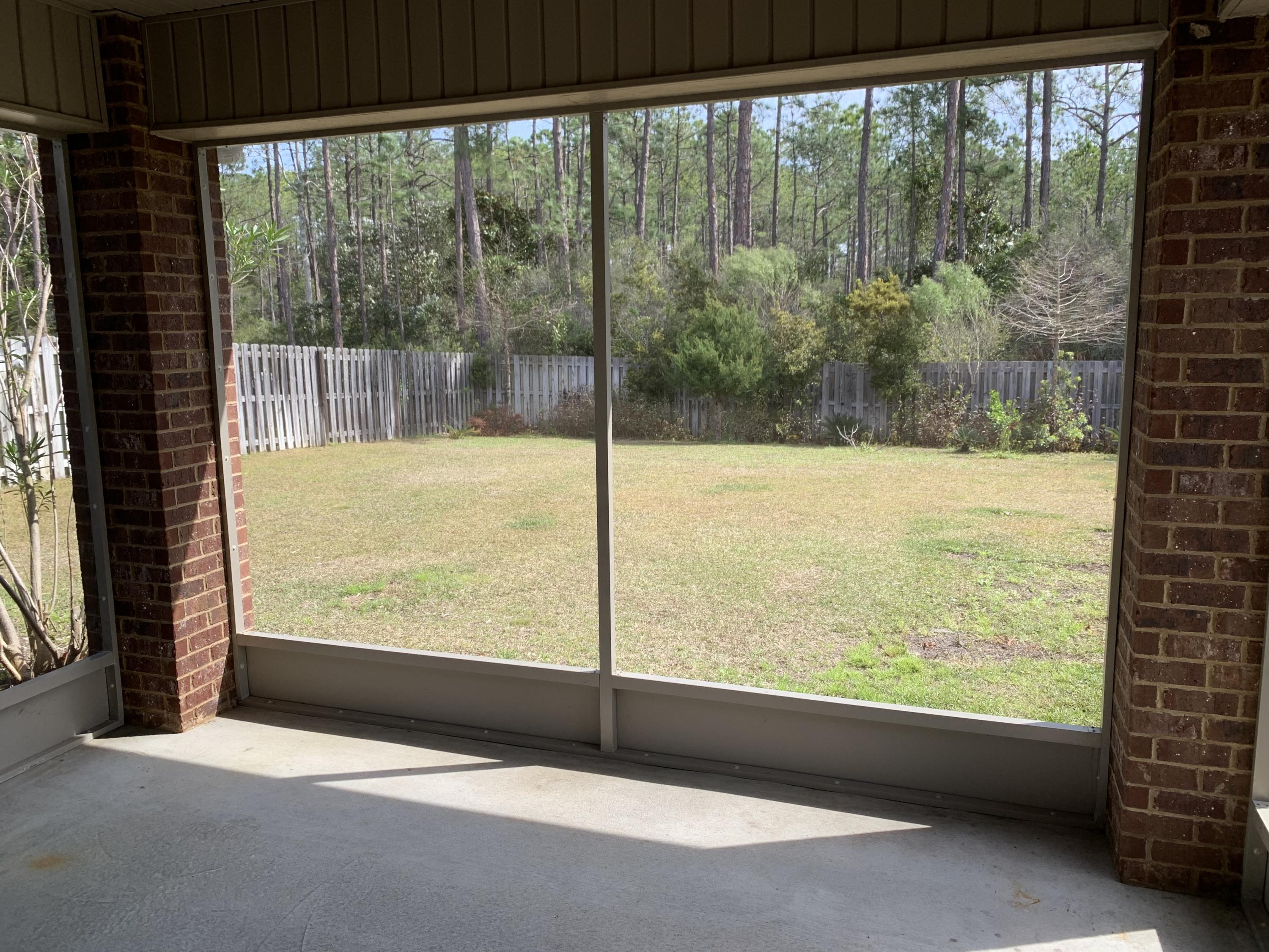 DRIFTWOOD ESTATES - Residential Lease