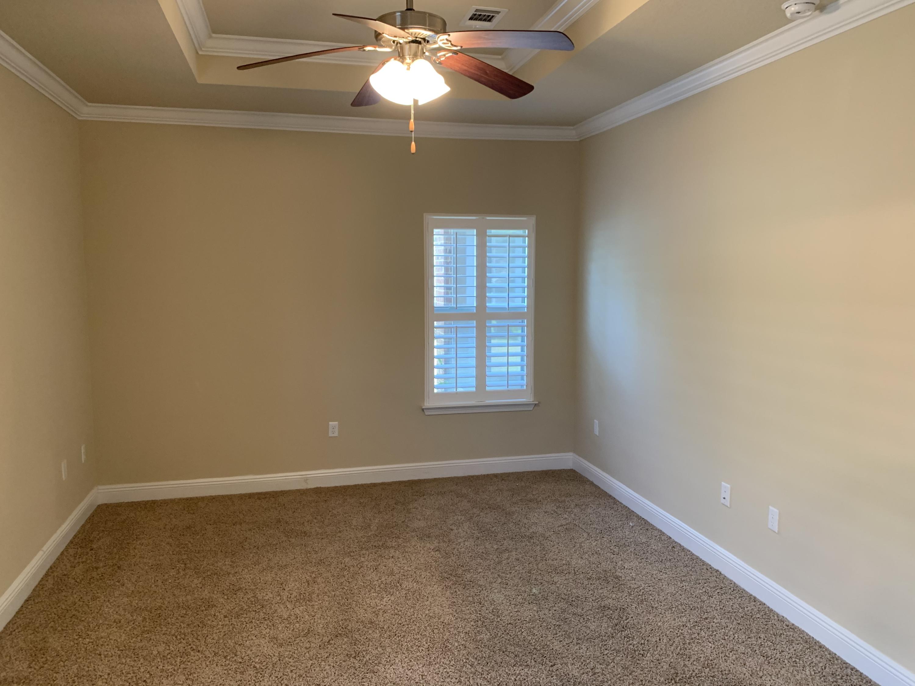 DRIFTWOOD ESTATES - Residential Lease