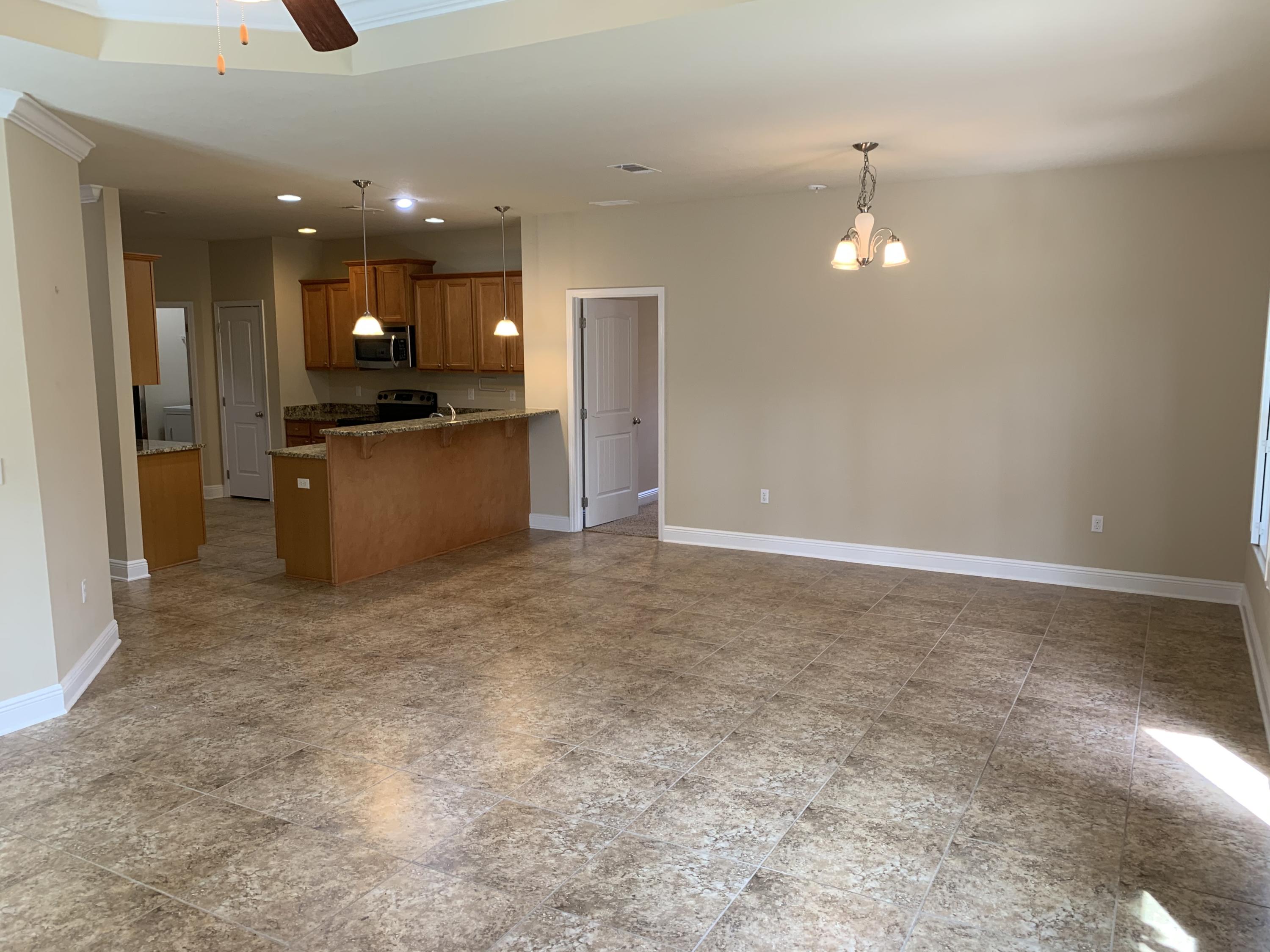 DRIFTWOOD ESTATES - Residential Lease