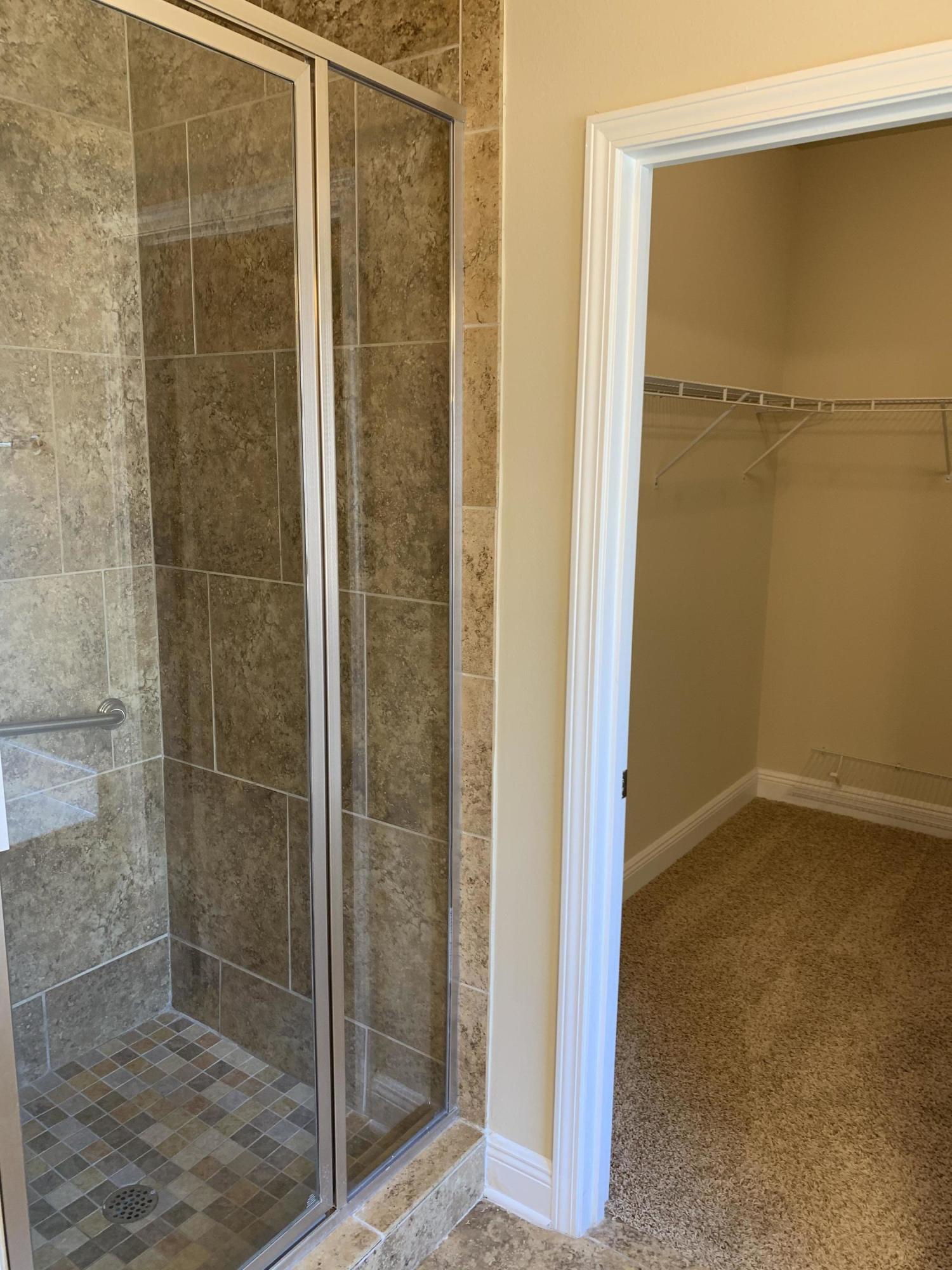 DRIFTWOOD ESTATES - Residential Lease
