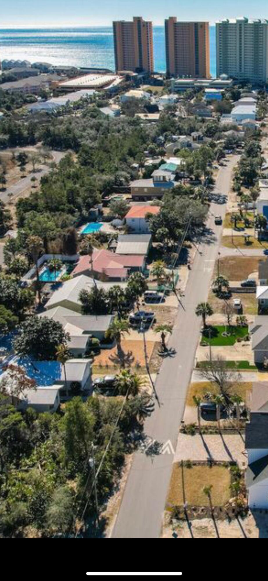 MIRAMAR HEIGHTS 20C4 LOT 8 BLK 8 - Residential
