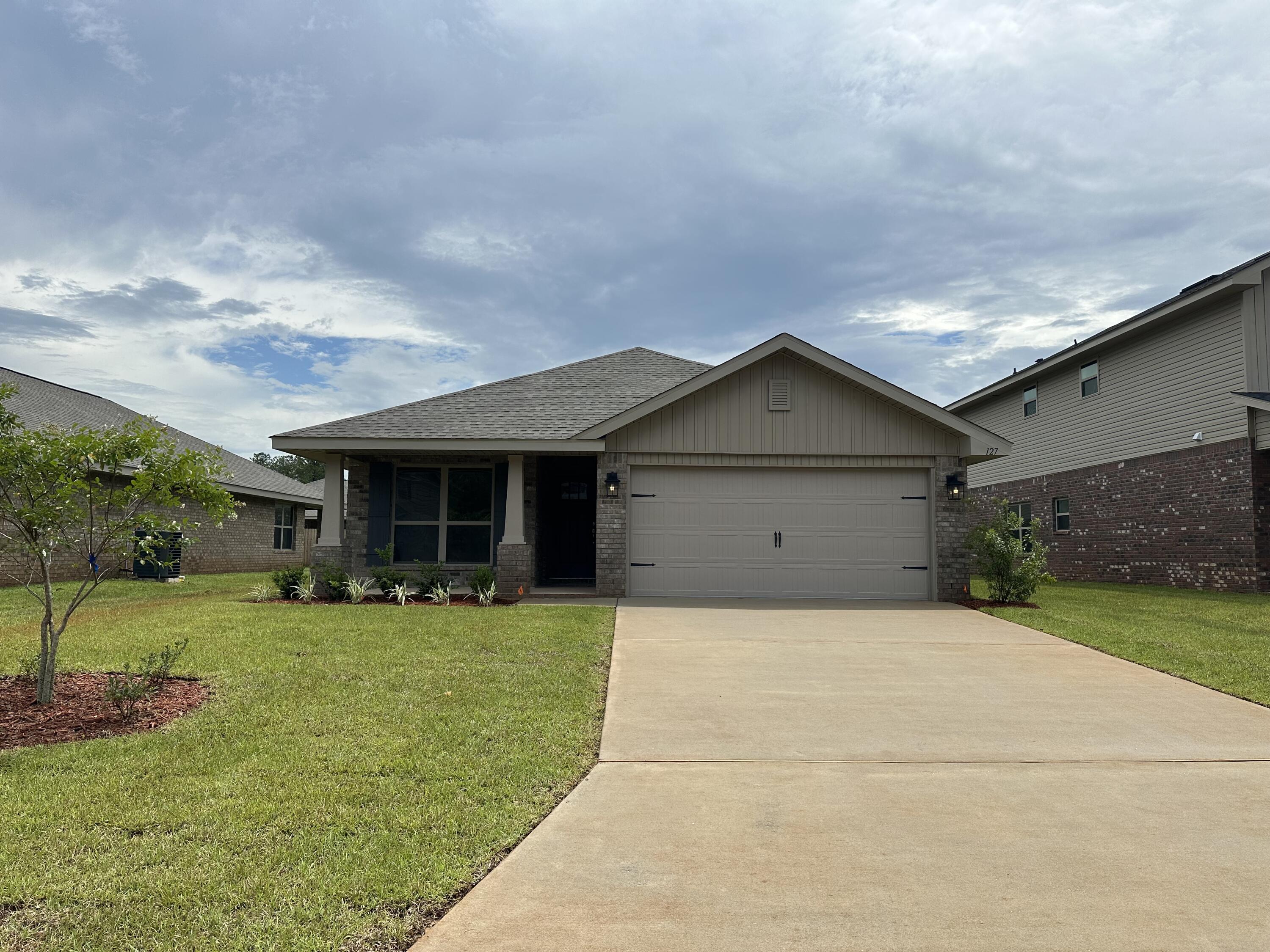 HIDDEN PINES PH 1 - Residential