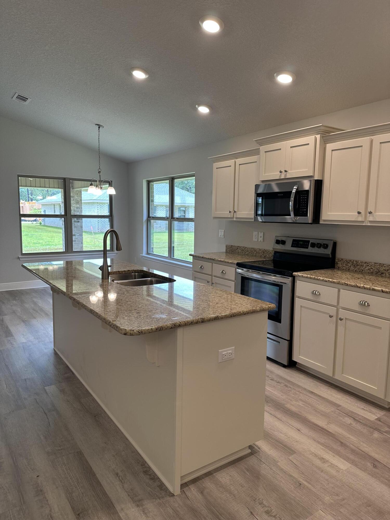 HIDDEN PINES PH 1 - Residential