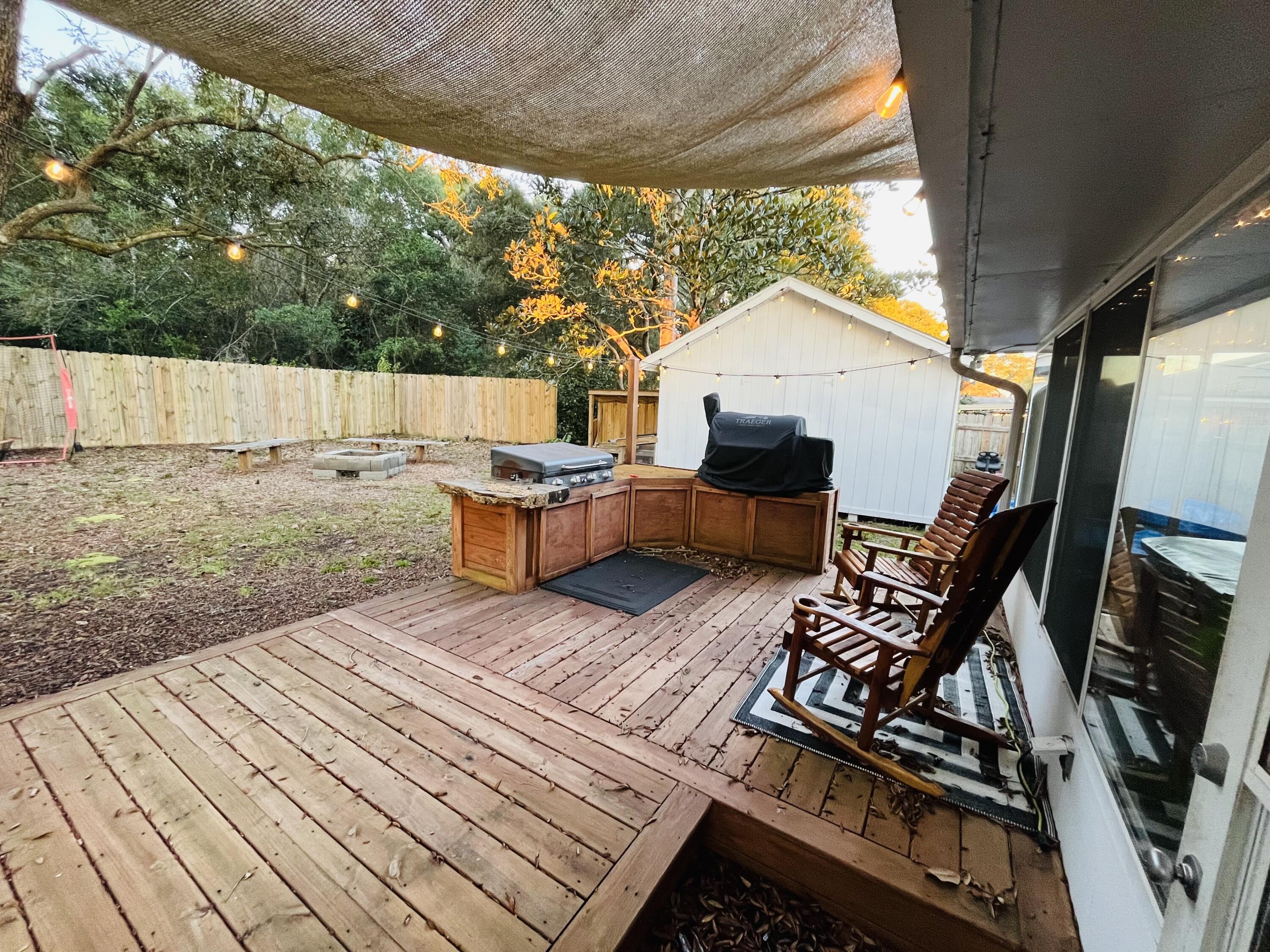 PORT DIXIE - Residential Lease