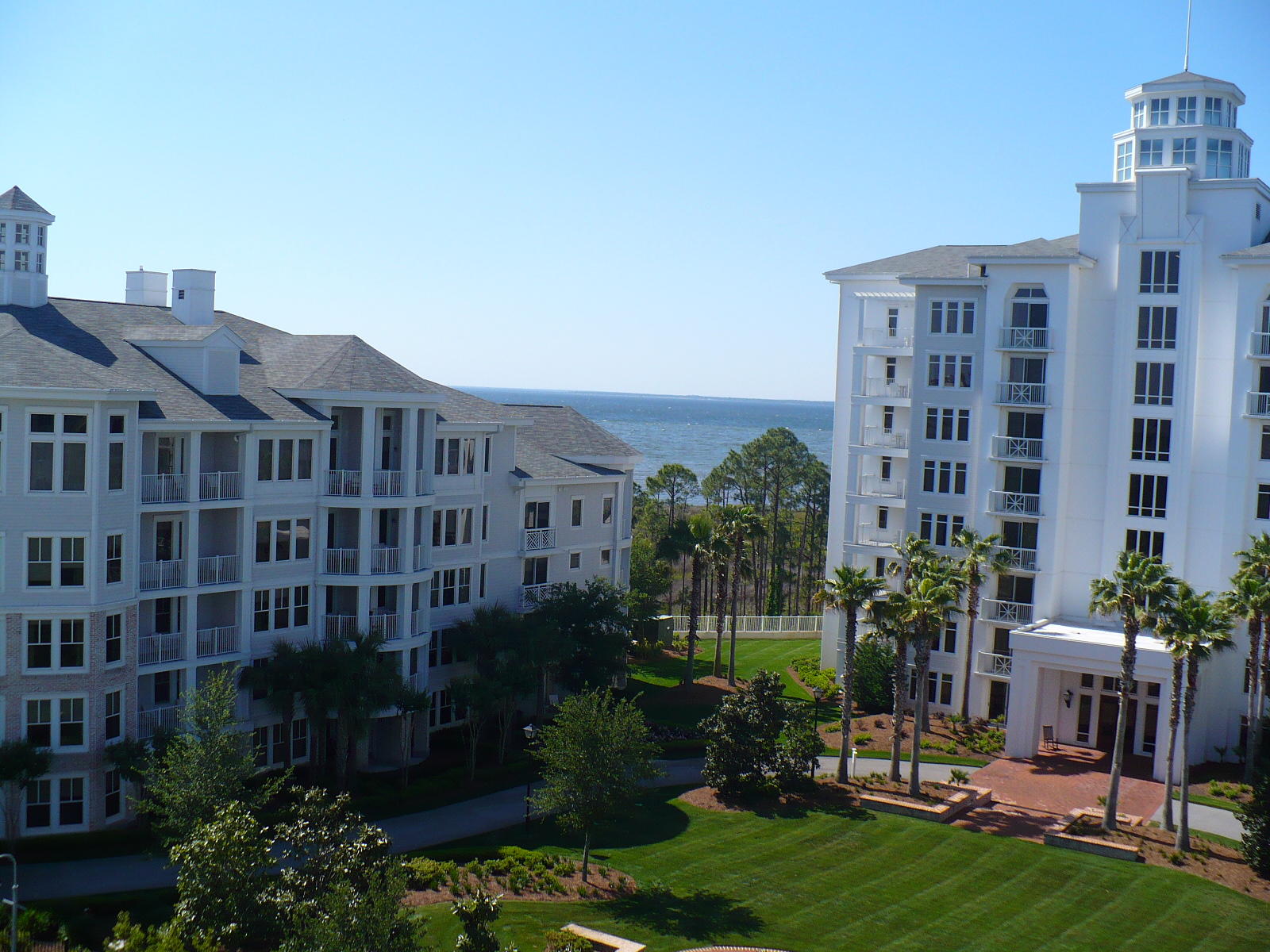 GRAND SANDESTIN - Residential Lease