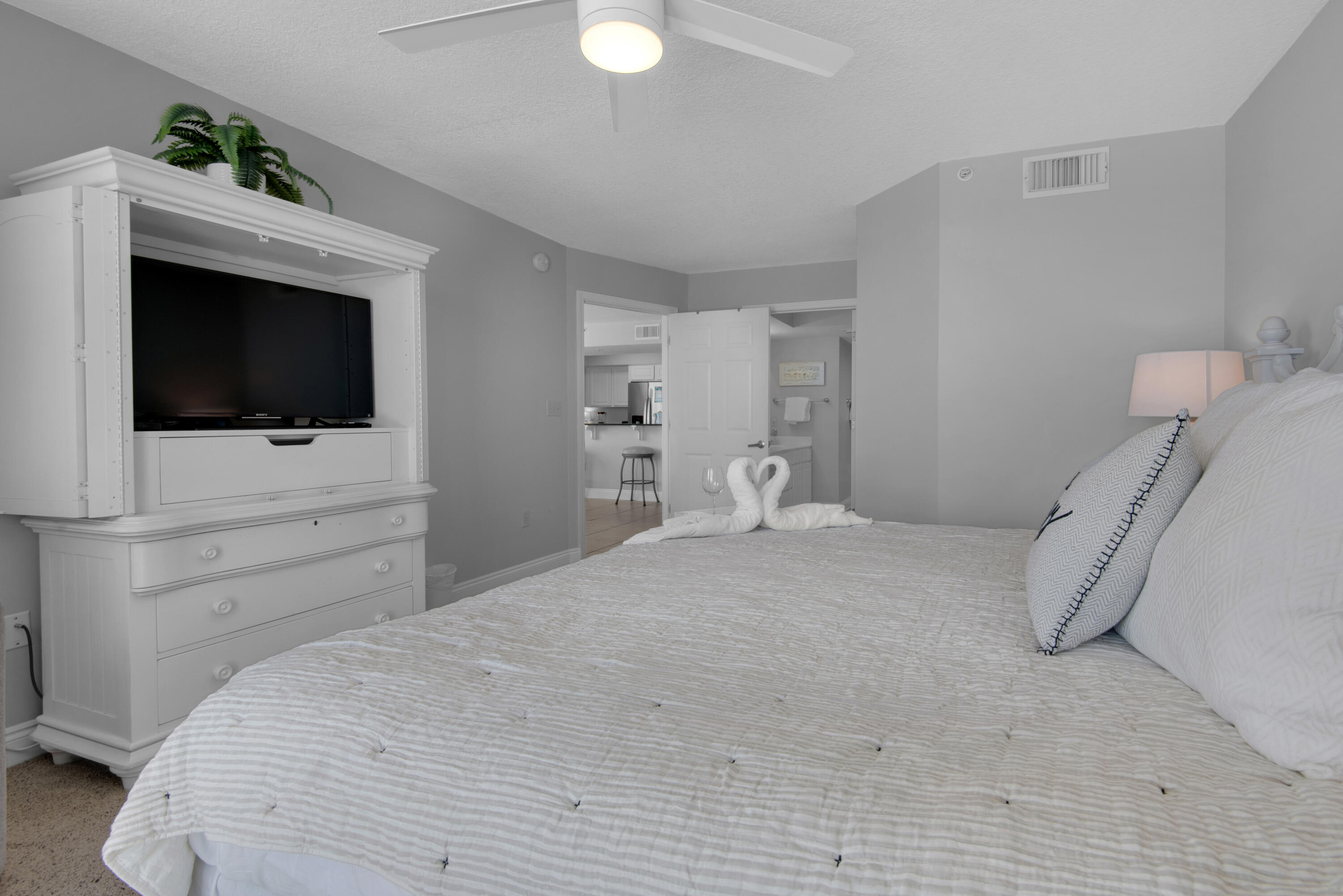 SEA DUNES - Residential