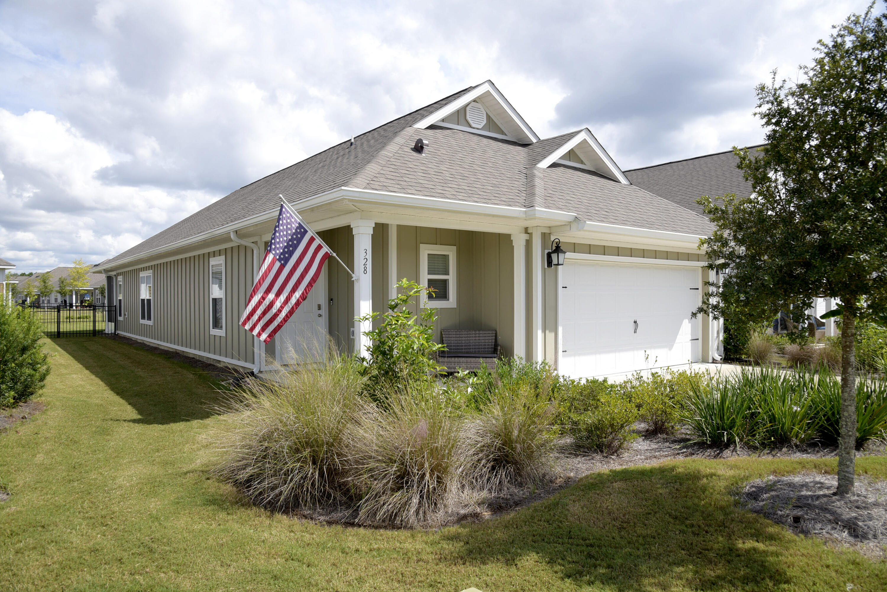 Hammock Bay - Firefly - Residential