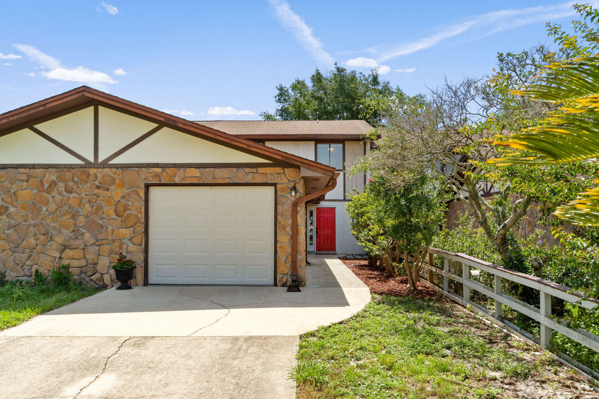 HONEYTREE - Residential