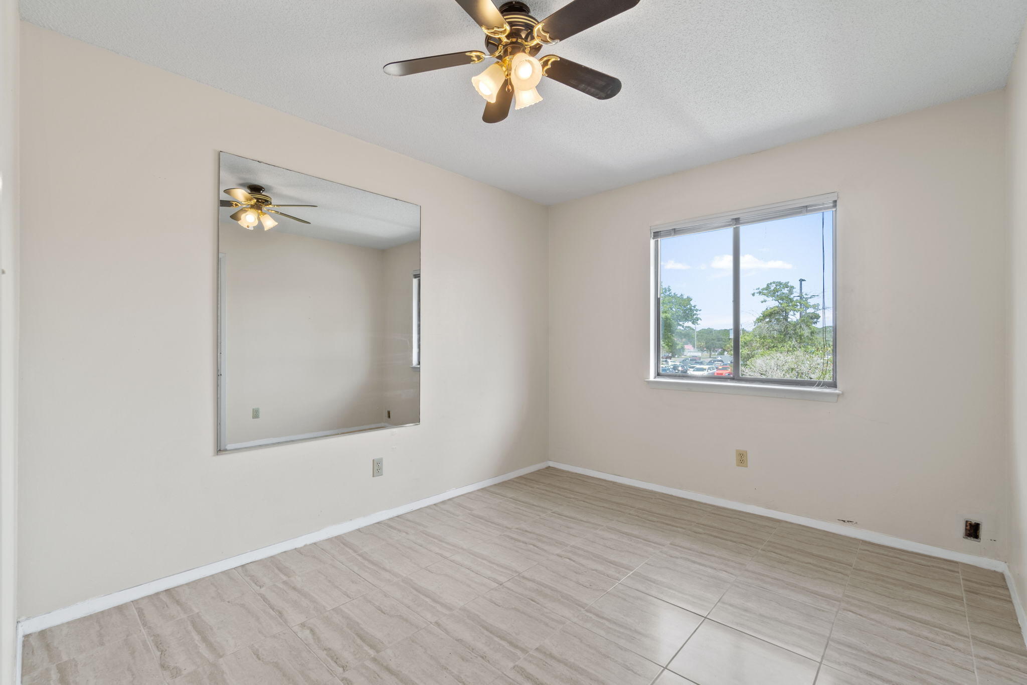 HONEYTREE - Residential